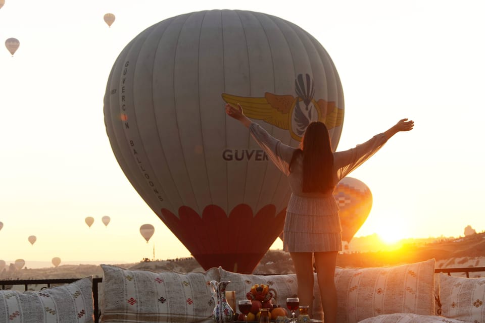 Cappadocia: Terrace Photo Spot - Key Points