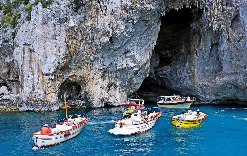 Capri Boat Tour With Faraglioni Rocks - Key Points