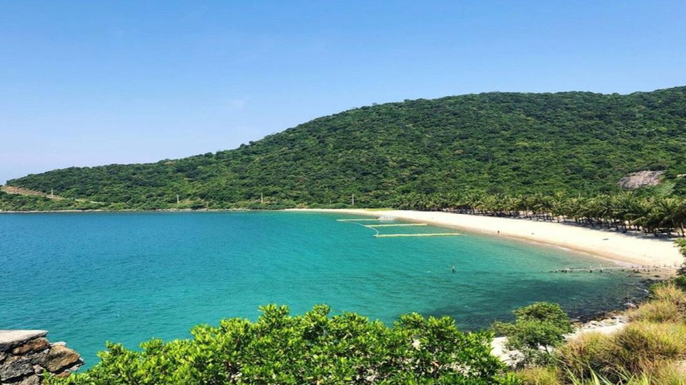 CHAM ISLAND - SIGHTSEEING AND SNORKELING TOUR - Key Points