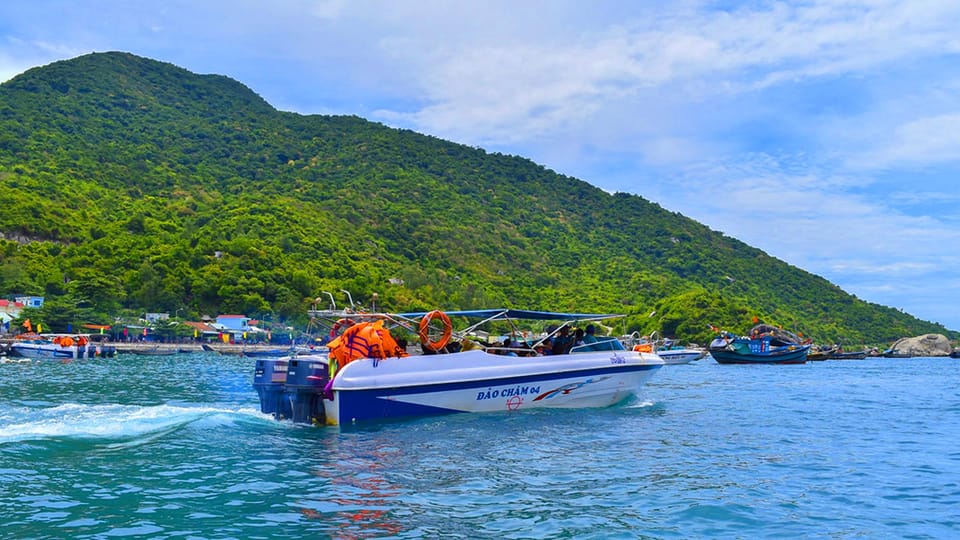 Cham Island Sightseeing & Snorkeling - Group Tour - Key Points