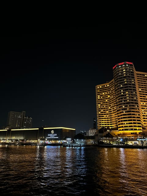 Chao Phraya River Dinner Cruise - Key Points