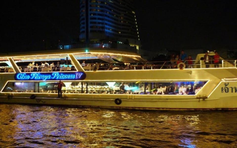 Chao Phraya River Dinner Cruise (Indian Buffet) - Key Points