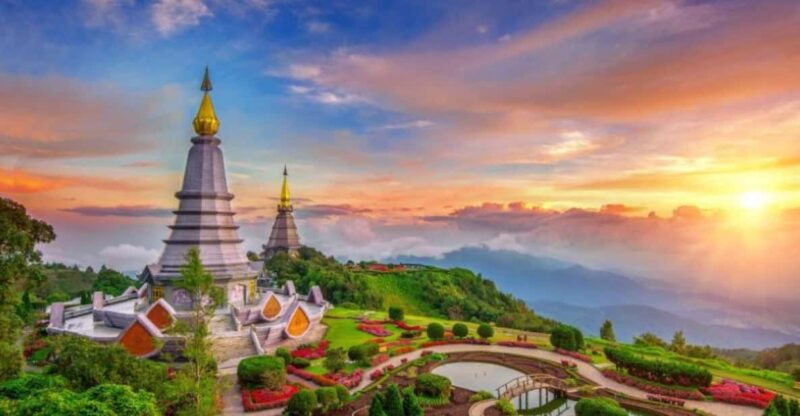 Chiang Mai: Doi Inthanon Park, Waterfalls and Hilltribe Tour - Key Points