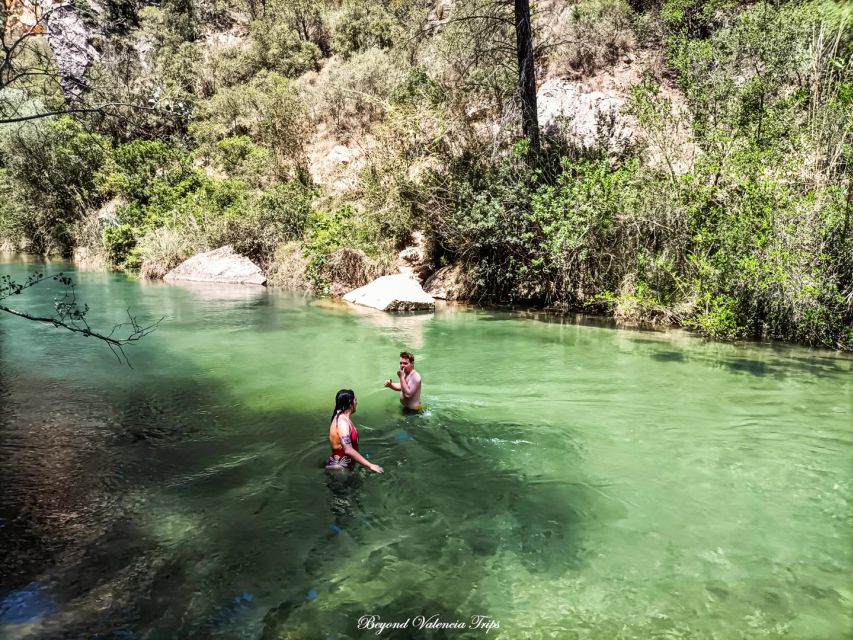 Chulilla: Turia Canyon, Charco Azul, Hanging Bridges... - Key Points