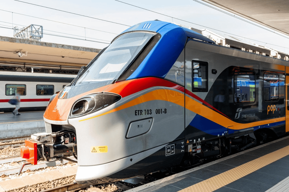 Ciampino Airport: 2-In-1 Train & Bus From/To Roma World - Key Points