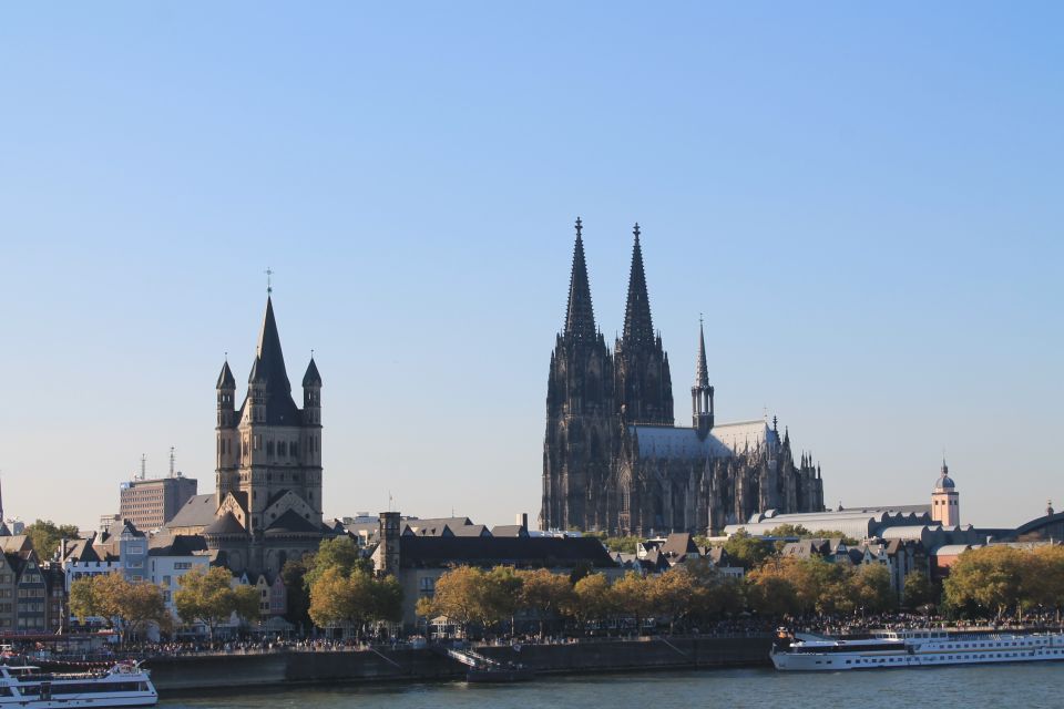 Cologne: Kölsch Highlights / Old Town Tour in German - Key Points