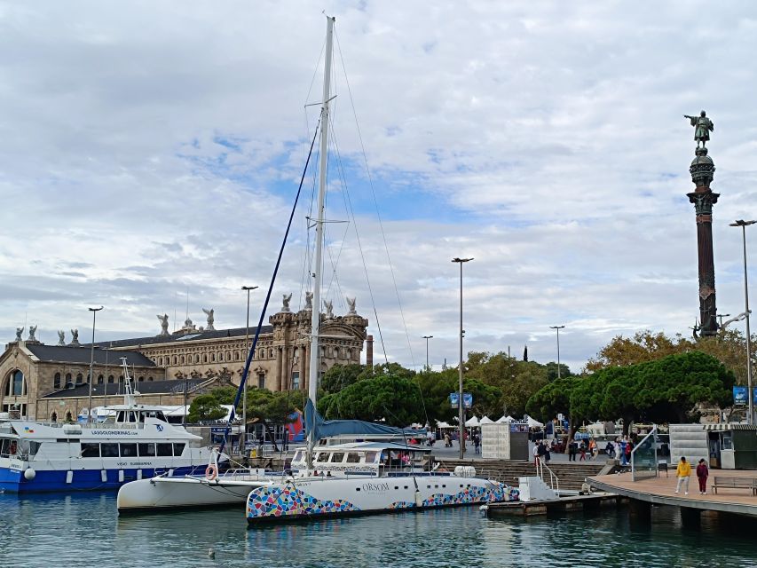 Columbus Monument Access With Barcelona Seaside Tour - Key Points