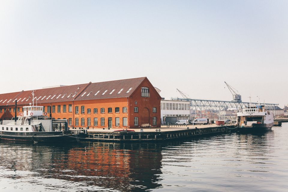 Copenhagen: City Highlights Walking Tour With a Local - Key Points