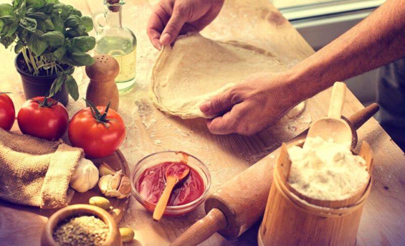 Culinary Adventure: Make Pizza, Sip Wine At Royal Repast - Key Points