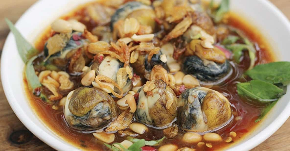 Da Nang: Local Street Food Walking Tour - Experience the Local Cuisine