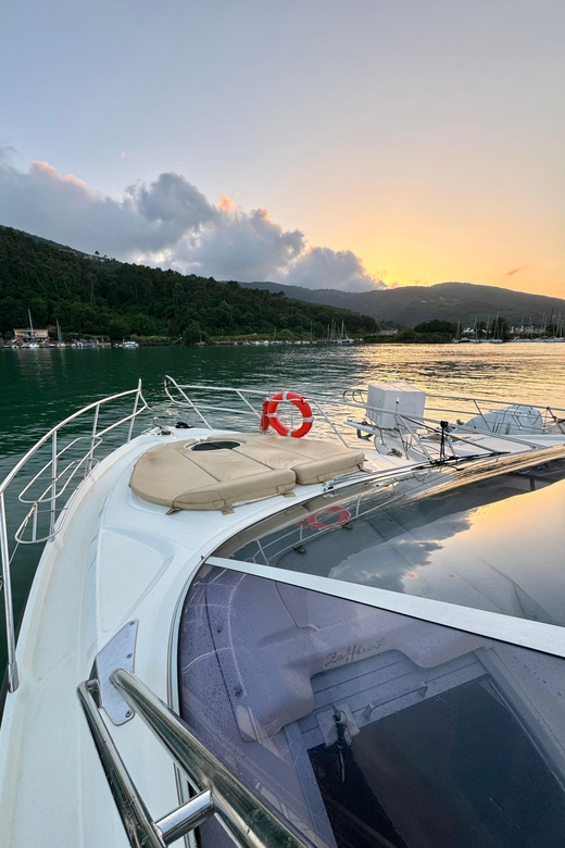 Daily Boat Excursion Gulf of Poets - Key Points