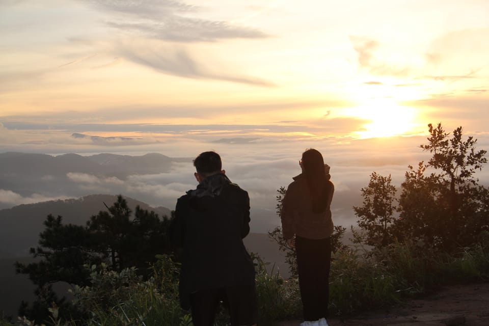 Dalat: Hiking the Mountain to Observe the Cloud and Sunrise - Key Points