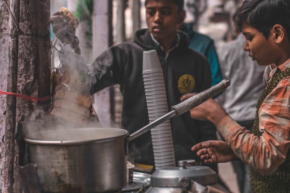 Delhi: 3-hour Old Delhi Rickshaw Ride and Guided Tour - Key Points