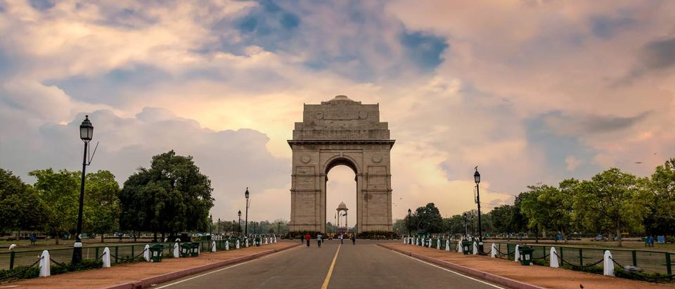 Delhi: Old and New Delhi Sightseeing Private Day Tour - Key Points