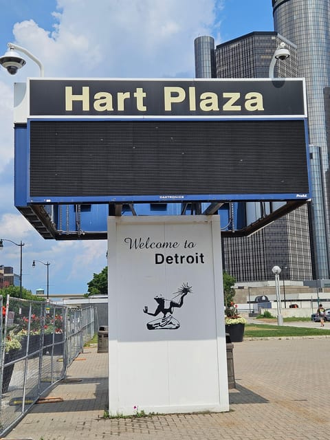 Detroit: Walking Tour of the Citys Historical Highlights - Tour Overview