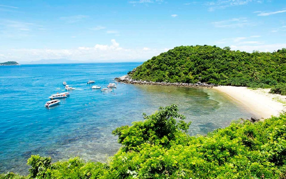 DISCOVER CHAM ISLAND SIGHTSEEING AND SNORKELING TOUR - Key Points