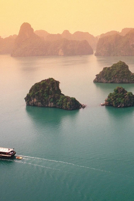 DISCOVER HA LONG BAY WITH WEGO HALONG CRUISE 1 DAY TRIP - Key Points