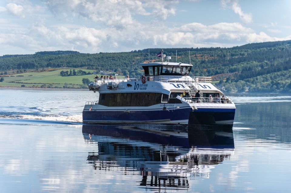 Dochgarroch: Loch Ness and Caledonian Canal 2-Hour Cruise - Key Points