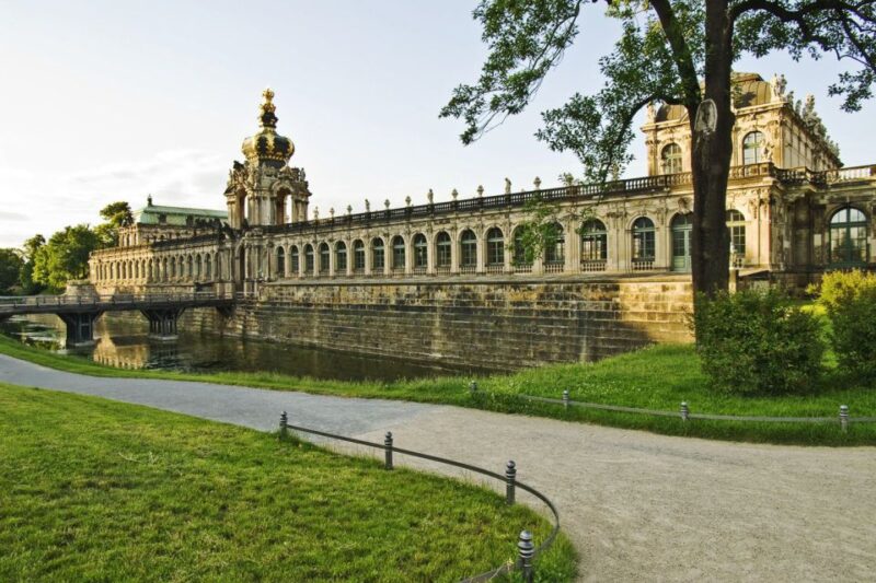 Dresden: Smile Tour With Prosecco - Key Points