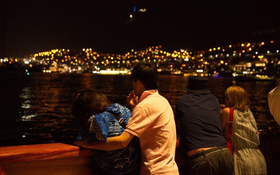 Dubrovnik: Old Town Night Cruise on 16th-Century Karaka Boat - Good To Know