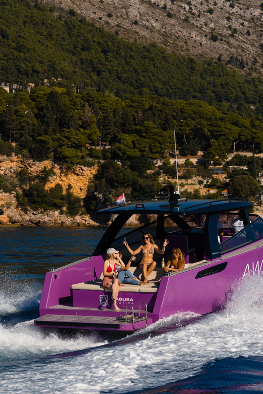 Dubrovnik: Private Luxury Yacht Tour to the Elaphite Islands - Good To Know