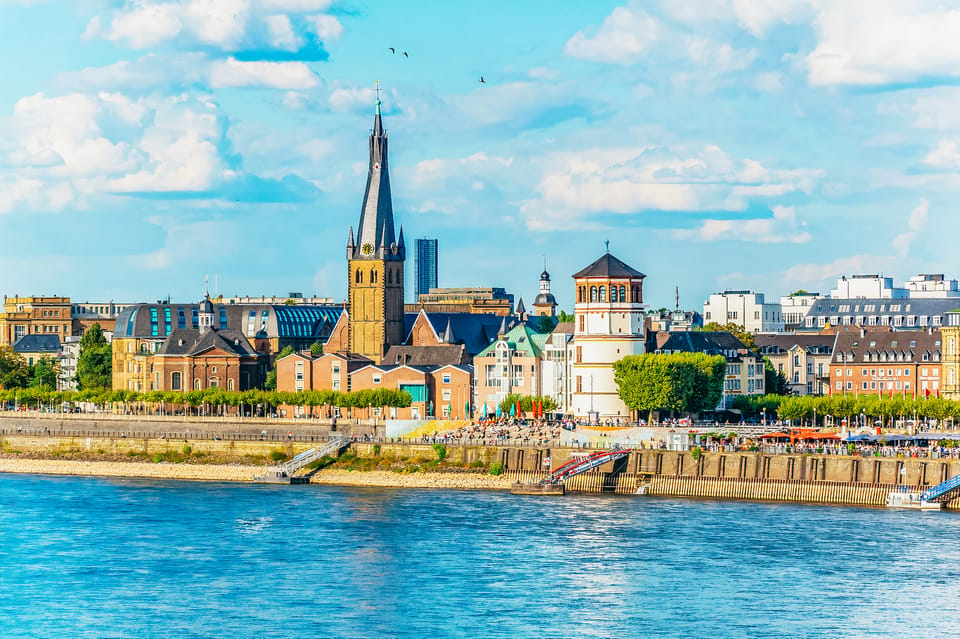 Düsseldorf: City Sightseeing Cruise on the Rhine - Key Points