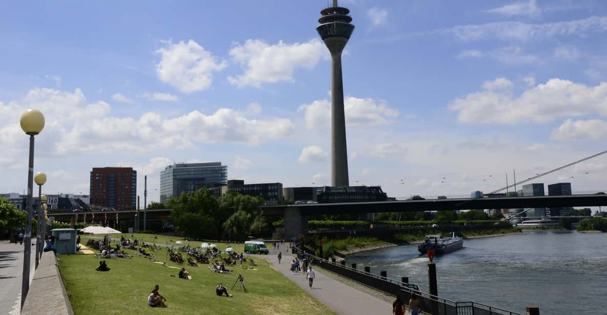 Düsseldorf: Old Town and Banks of Rhine - Heart and Lifeline - Key Points