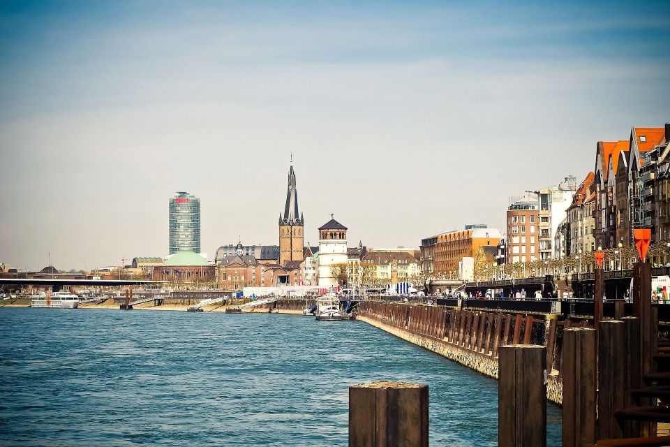 Düsseldorf: Private Walking Tour With a Professional Guide - Key Points