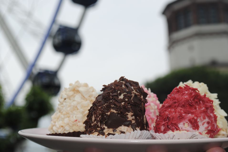 Düsseldorf: Sweet Treats Guided Walking Tour of Old Town - Key Points