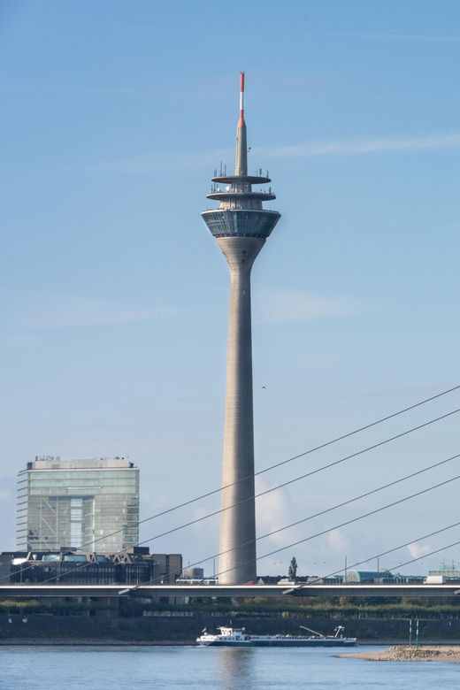 Düsseldorf: Ticket for Rhine Tower - Key Points