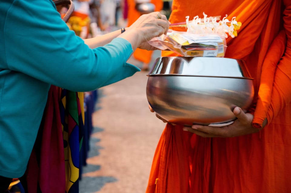 Early Morning Doi Suthep With Monk Chanting and Alms - Key Points