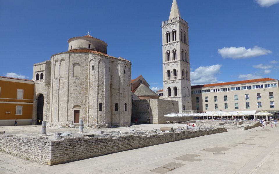 Early Morning Walking Tour of the Old Town in Zadar - Good To Know