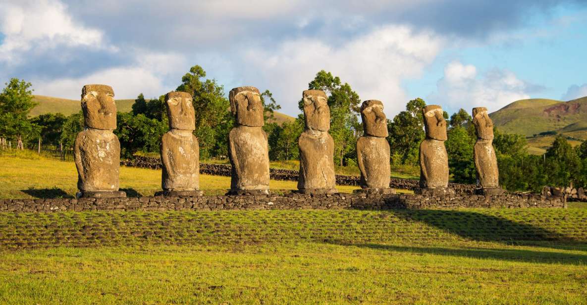 Easter Island: Private North & West Highlights Tour - Key Points