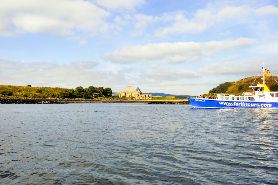 Edinburgh: Firth of Forth Three Bridges Sightseeing Cruise - Key Points