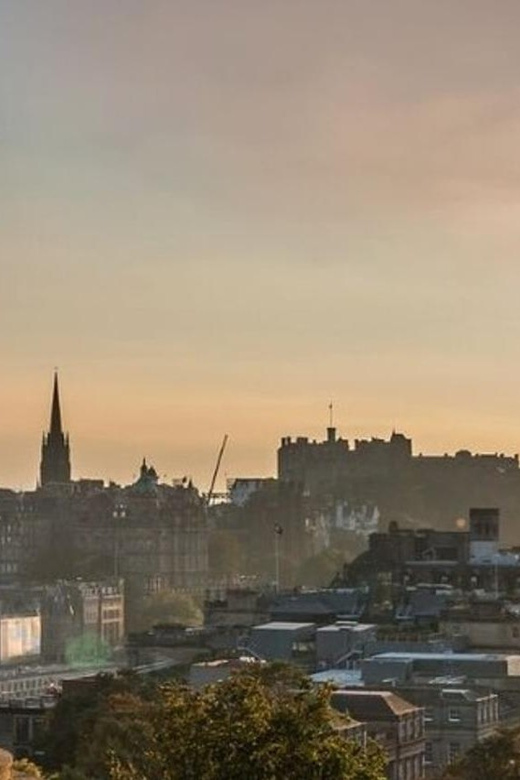 Edinburgh: Must-See Attractions Guided Walking Tour - Key Points