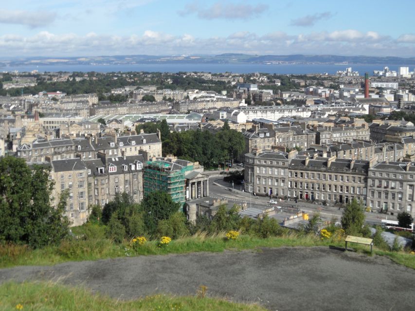 Edinburgh: Private Guided Walking Tour - Key Points