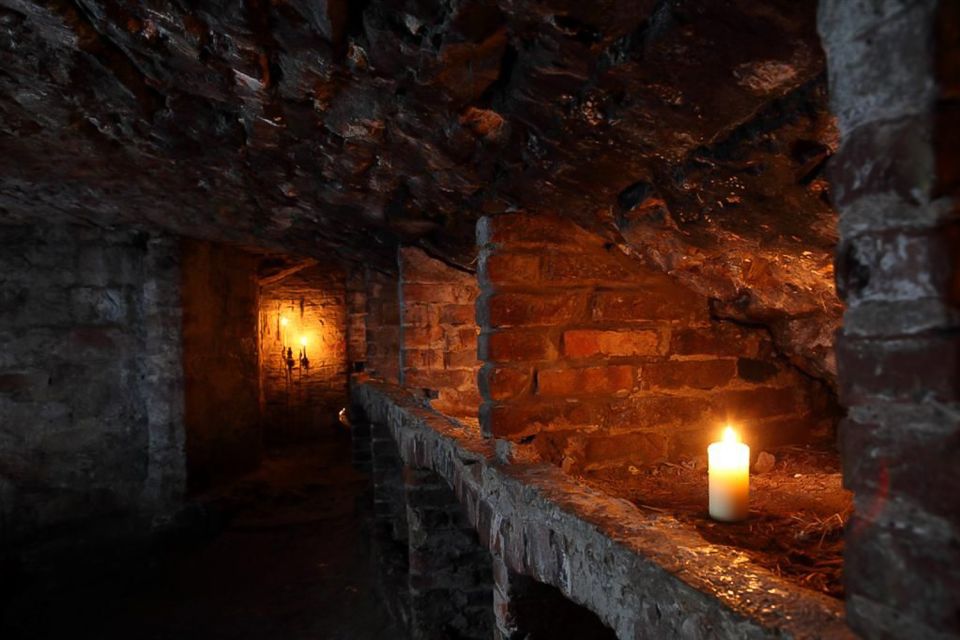 Edinburgh: Small-Group Haunted Underground Vaults Night Tour - Key Points