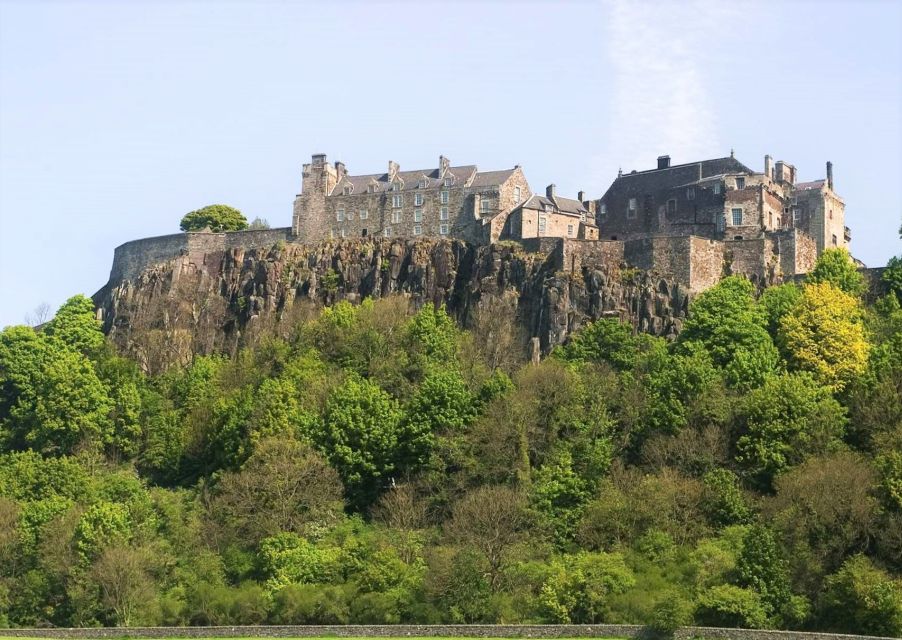 Edinburgh: Stirling Castle, Loch Lomond Walk & Whisky Tour - Key Points