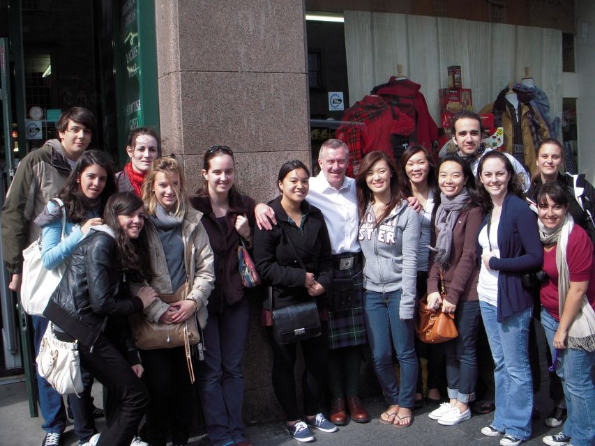 Edinburgh Uncovered Private 3-Hour Group Tour - Key Points