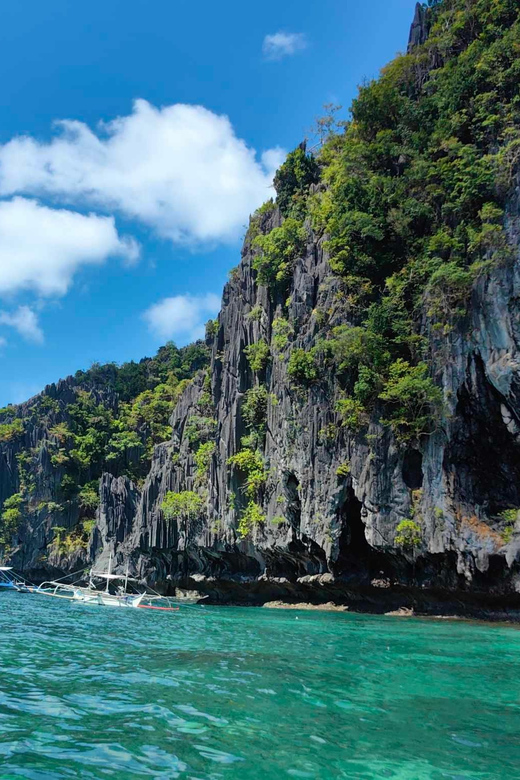 El Nido Island Hopping Tour C; Hidden Beach - Key Points