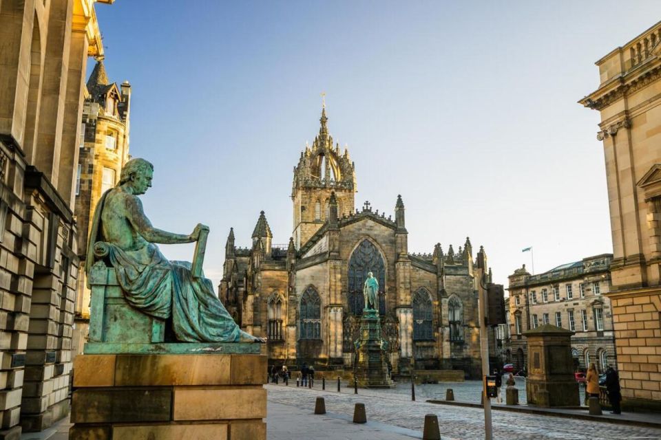 Enchanting Edinburgh: Unveiling Old Town's Secrets - Key Points