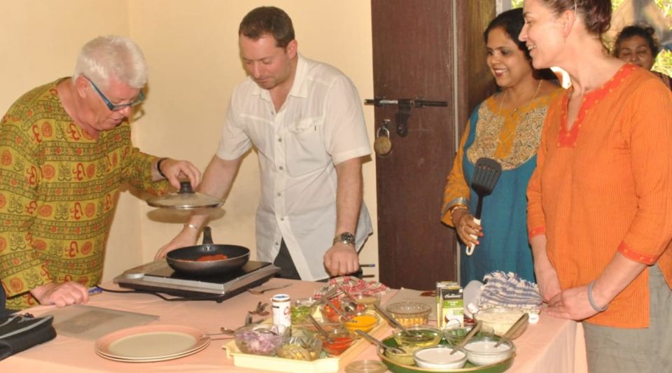 Experience Cooking Classes With Mumbai Sightseeing Tours - Key Points