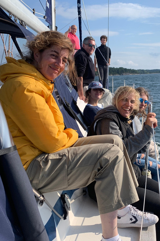 Experience Sailing Stockholms Breathtaking Archipelago VIP - Key Points