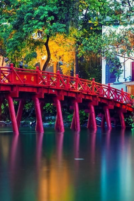 Explore All Famous Places In Ha Noi For 1 Day - Key Points