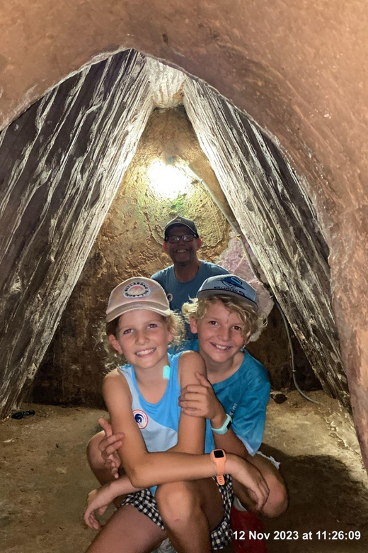 Explore Underground Tunnels in Cu Chi - Key Points