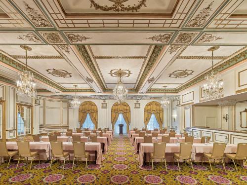 Fairmont Copley Plaza Review