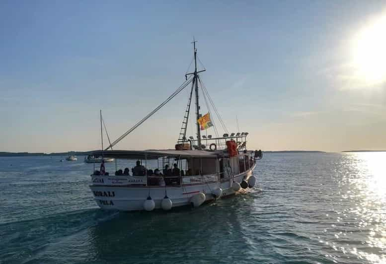 FAZANA PRIVATE Koralj Boat Tour Galebove Cliffs - NP Brijuni - Good To Know