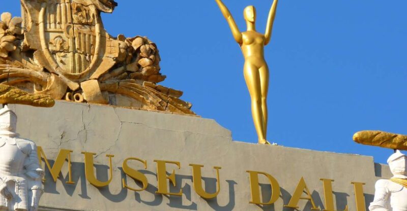 Figueres: City Walking Tour & Dali Museum - Key Points
