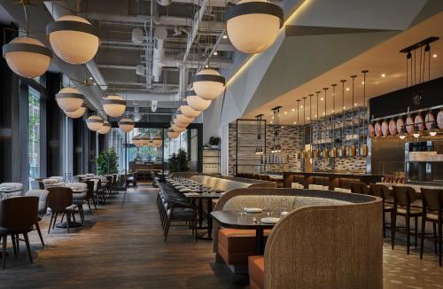 Four Seasons Hotel Philadelphia at Comcast Center - Good To Know