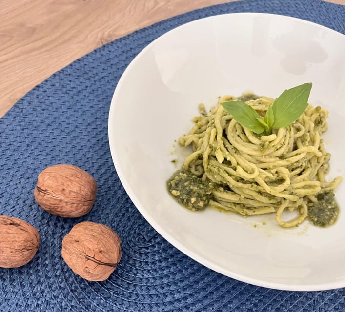 Fresh Pasta Lab in a Private Garden - Key Points